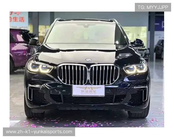 15代皇冠终于盼来了，2.0T后驱，比X5气派，颜值堪称最美皇冠